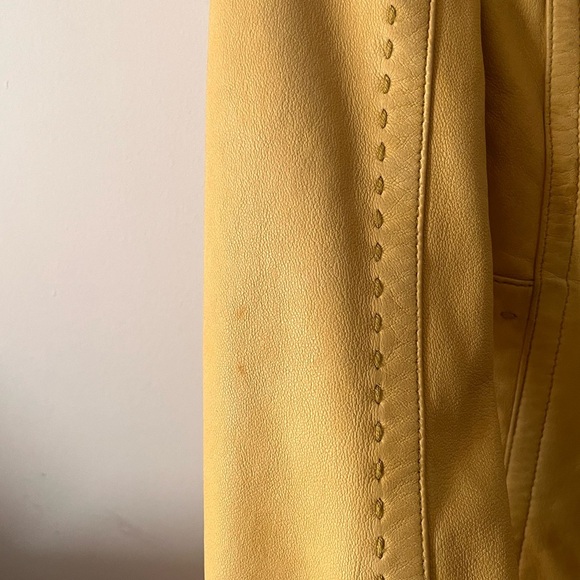 Mackage Yellow Soft Lamb Leather Biker Studded Jacket with floral lining - XS - Picture 11 of 16